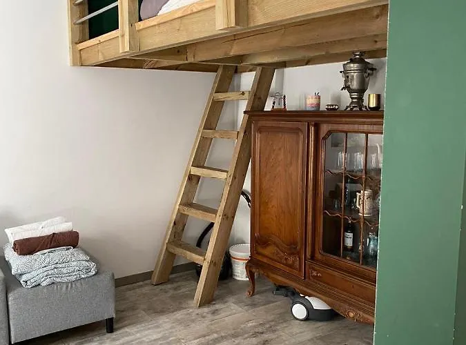 Wroclawska Blisko Zamku Ksiaz * Waldenburg